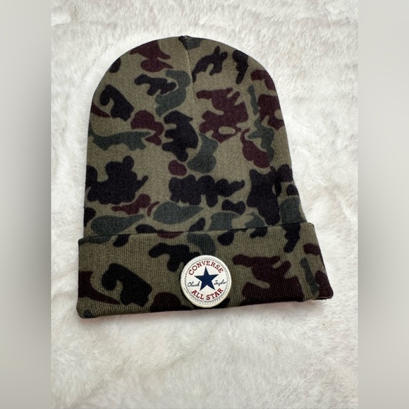 Converse Accessories - Converse unisex’s Green Camo Beanie